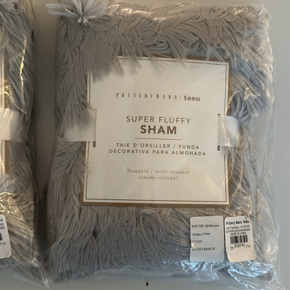 Pottery Barn Teen grey fluffy standard sham x 2 - Picture 2 of 4